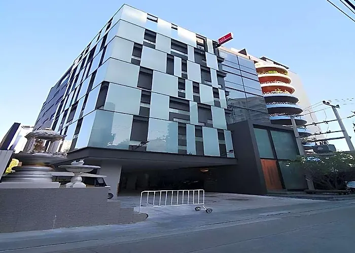 Hotel Metacity 3*